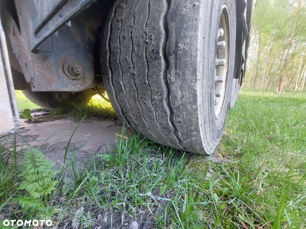 Mercedes-Benz Actros - 13