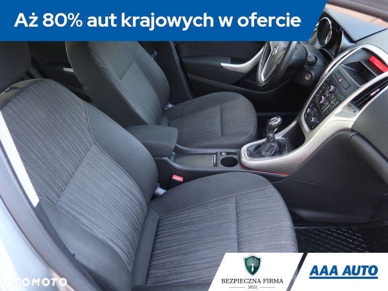 Opel Astra - 10