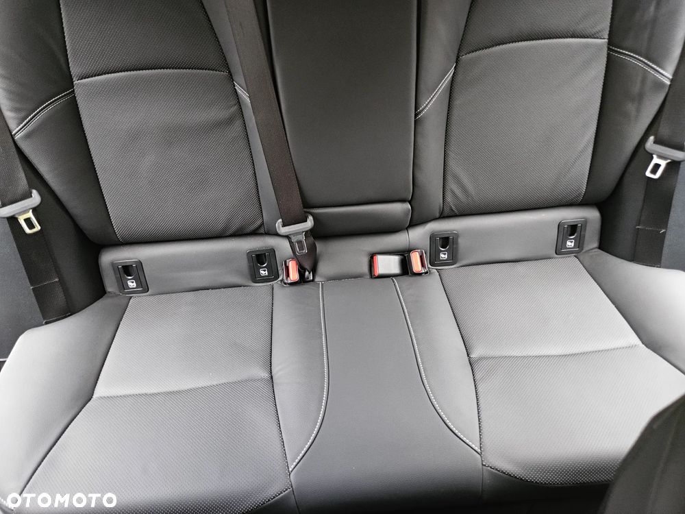 Toyota Corolla 2.0 Hybrid Executive - 22