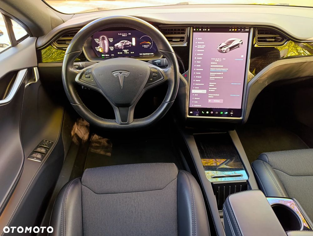 Tesla Model S Long Range Plus - 10