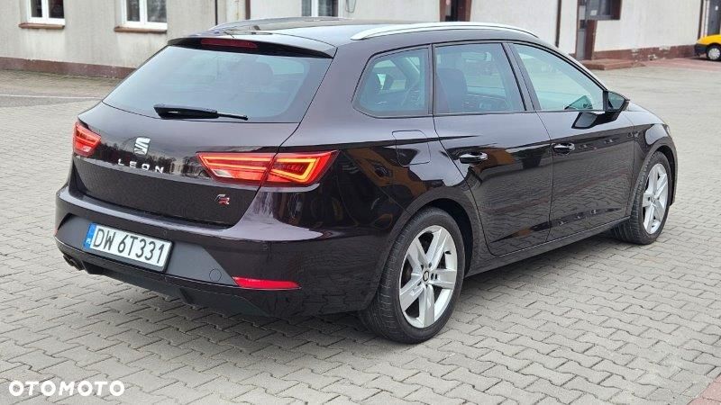 Seat Leon Sportstourer 1.4 TSI FR S&S - 4