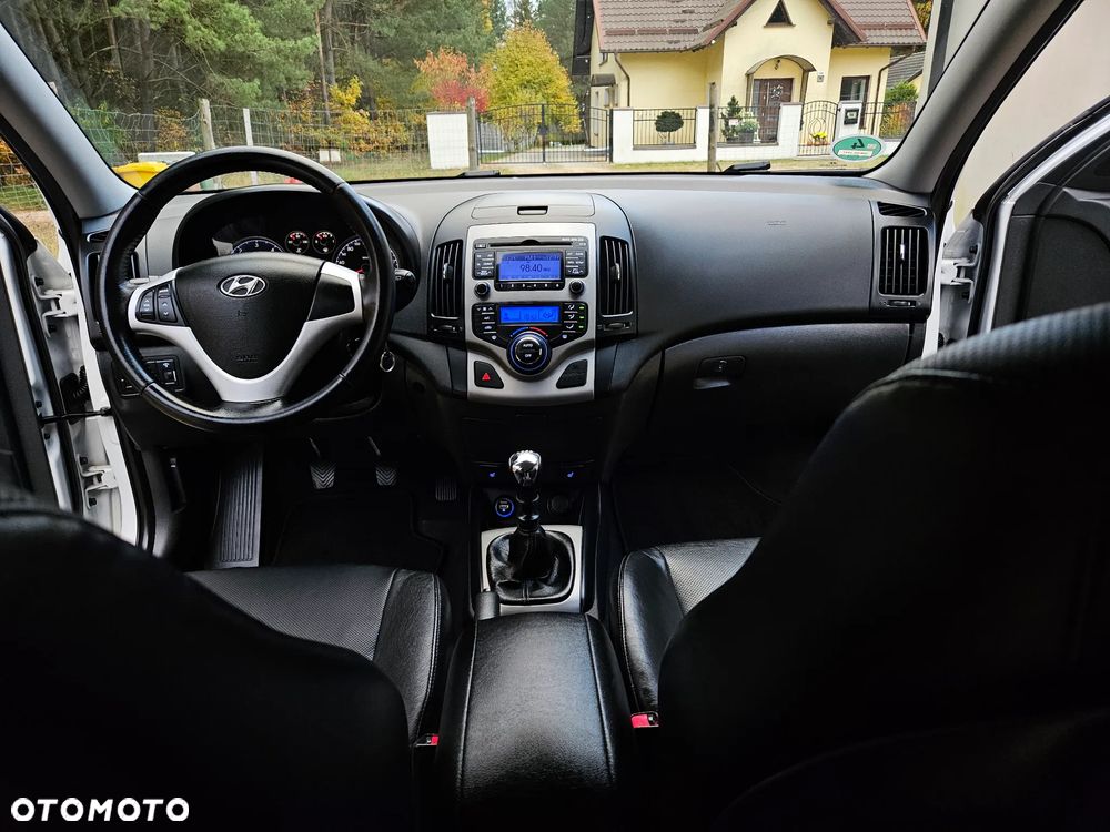 Hyundai i30 i30cw 2.0 CRDi Sport - 28