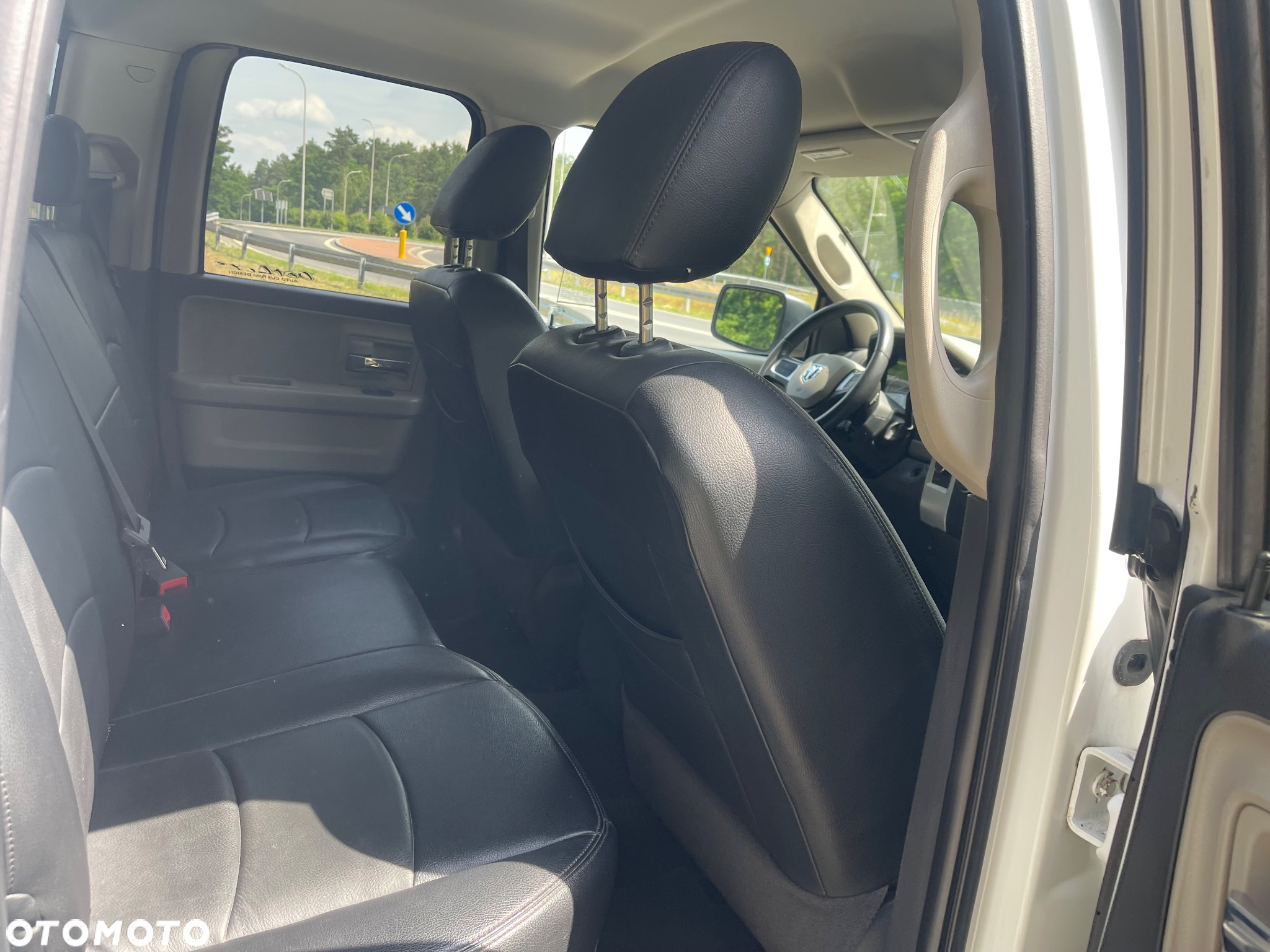 Dodge RAM 1500 5.7 4x4 - 13