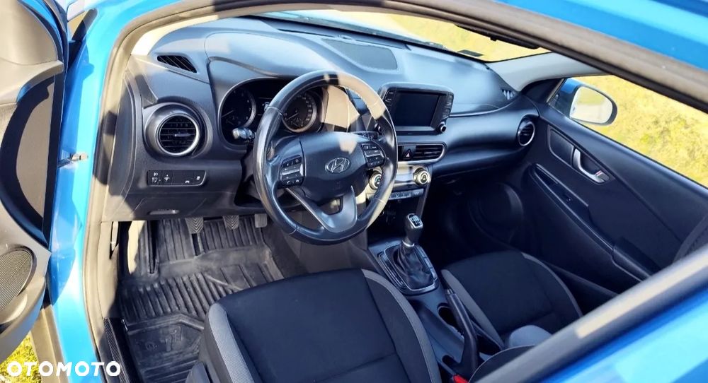 Hyundai Kona - 11