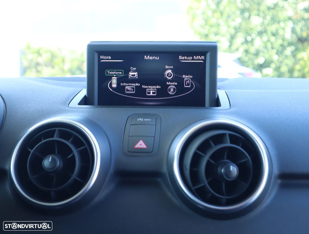 Audi A1 Sportback 1.6 TDI Advance - 42