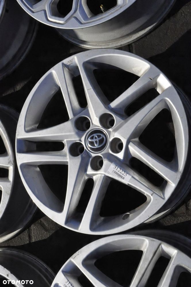 TOYOTA 4X FELGI ALUMINIOWE 17 5X114,3 6,5J ET45 - 2
