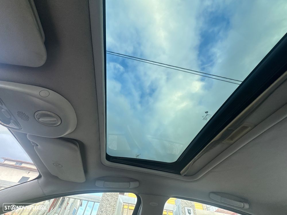 Citroën C5 2.2 HDi SX - 3