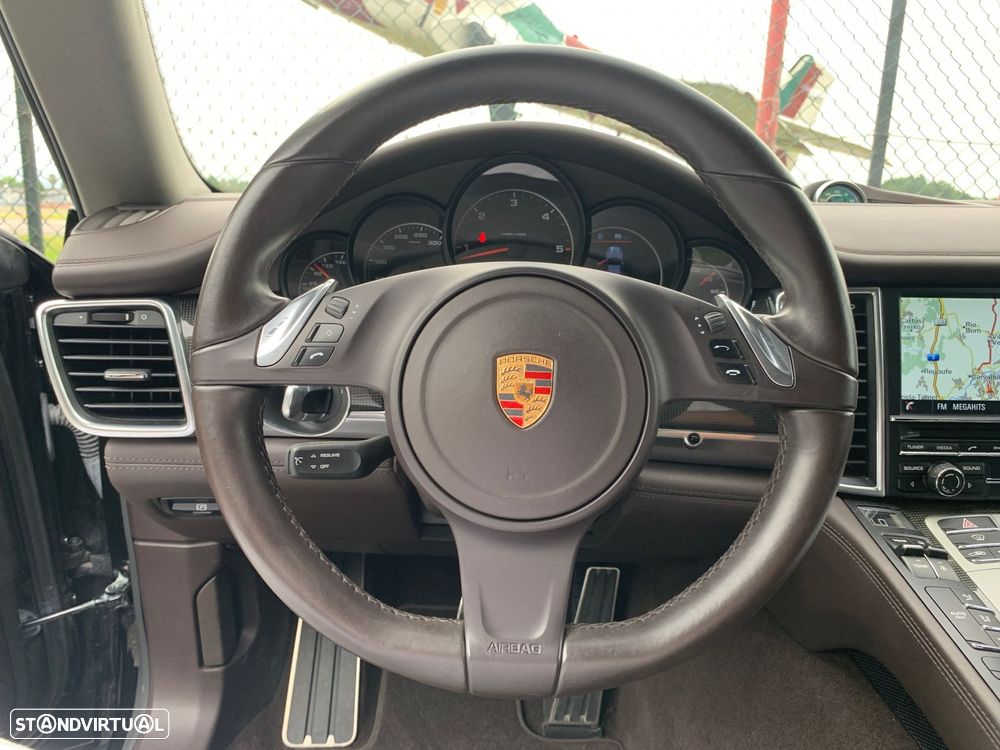 Porsche Panamera 3.0 V6 - 25