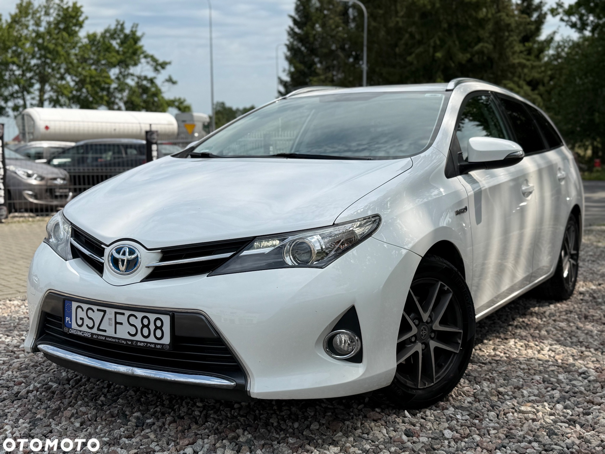 Toyota Auris - 2