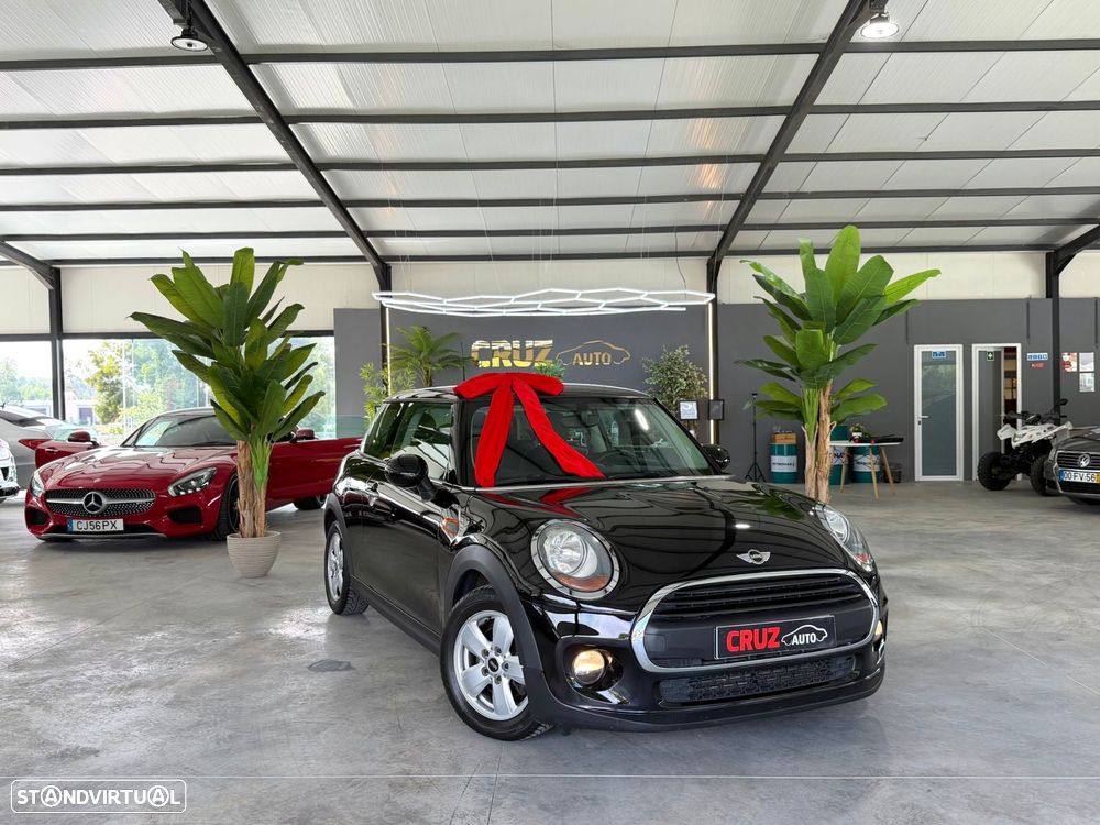 MINI 3 Portas One D - 22
