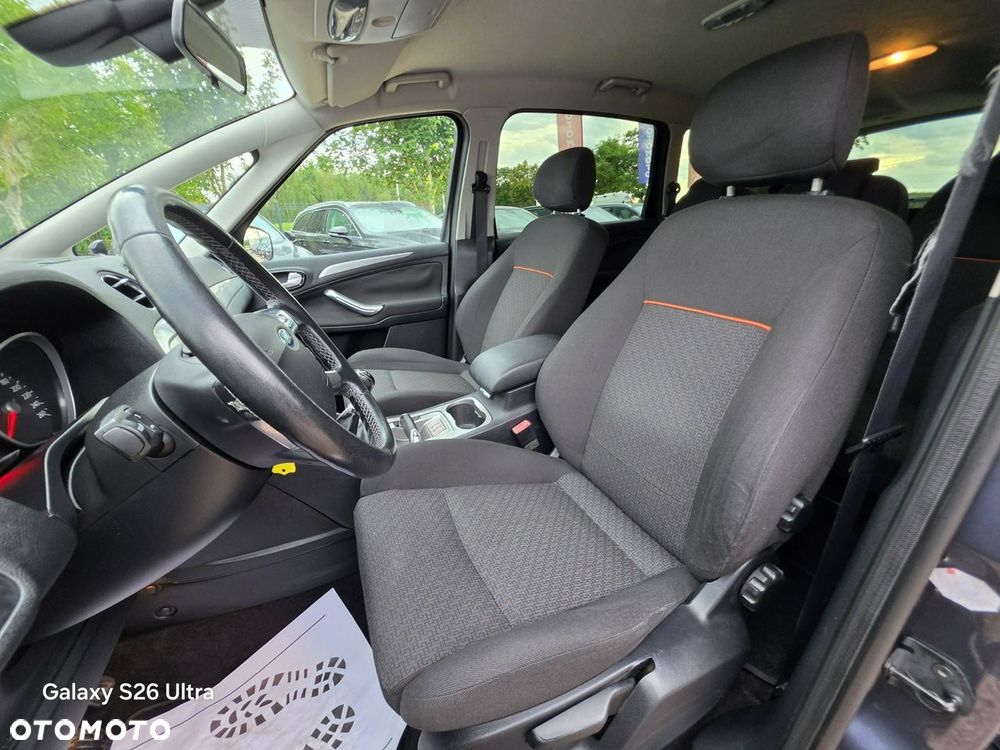 Ford S-Max - 29