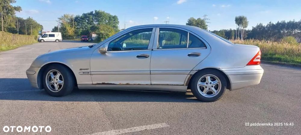 Mercedes-Benz Klasa C 200 T Kompressor Sport - 6