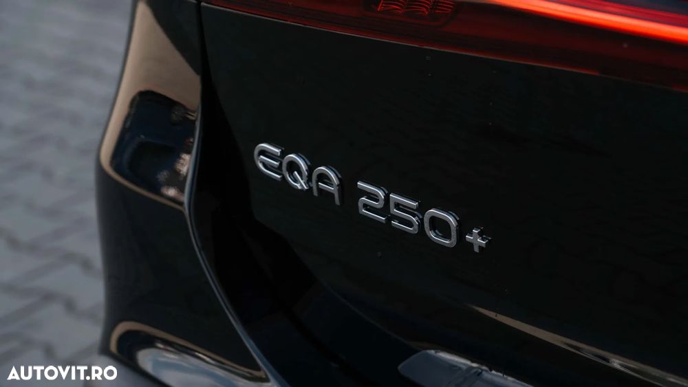 Mercedes-Benz EQA 250+ - 7