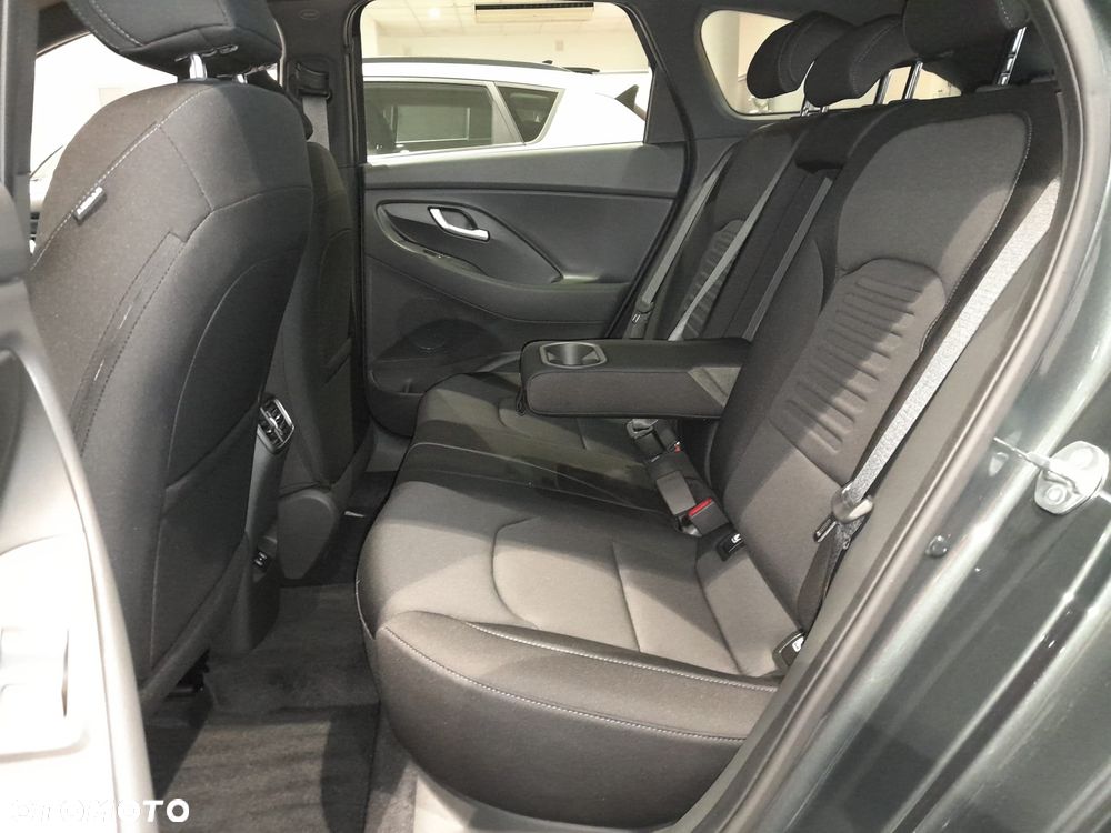 Hyundai i30 1.5 T-GDI 48V Smart DCT - 34