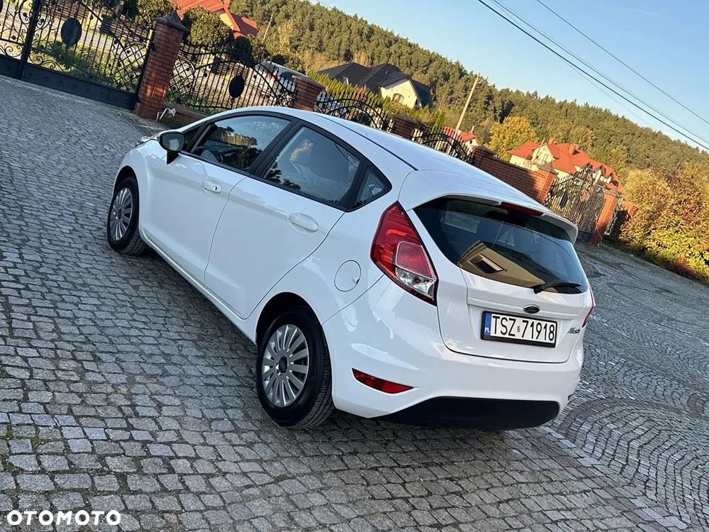 Ford Fiesta - 8