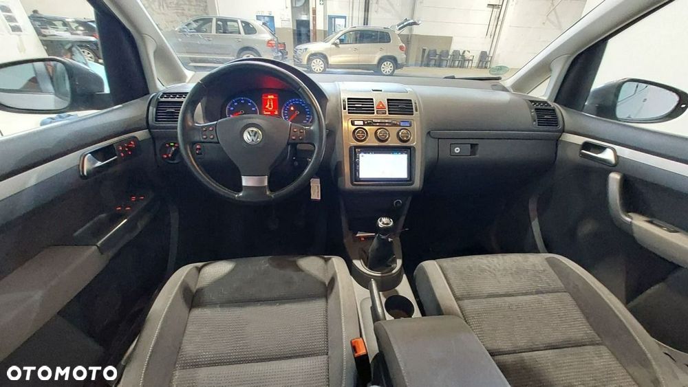 Volkswagen Touran 1.4 TSI Freestyle - 3
