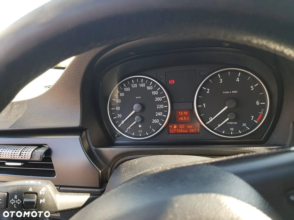 BMW Seria 3 320i - 8