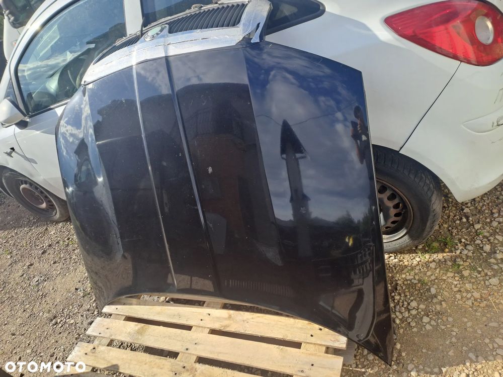 Skoda Superb I maska kod lakieru 9910 i inne - 2