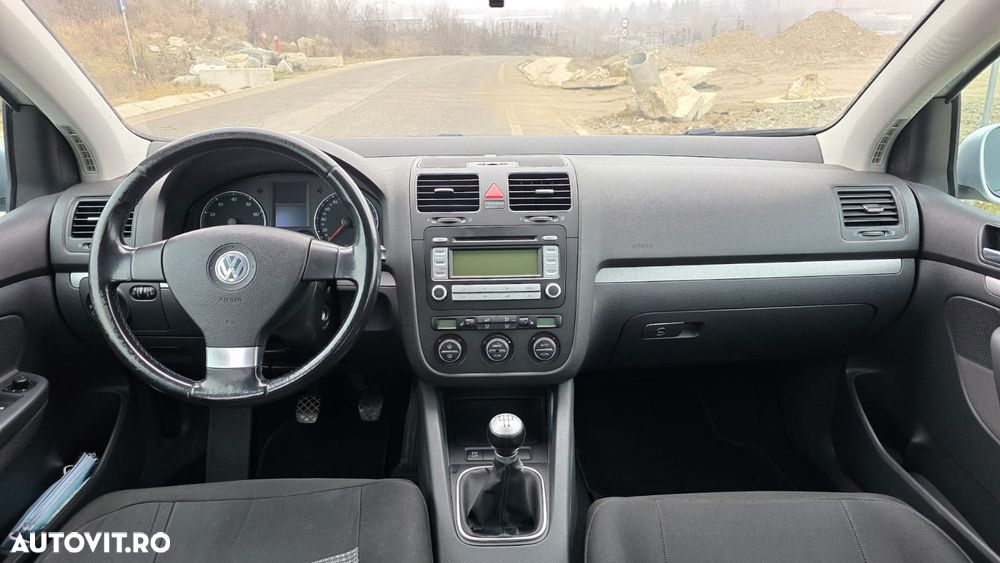 Volkswagen Golf 1.6 Highline - 14
