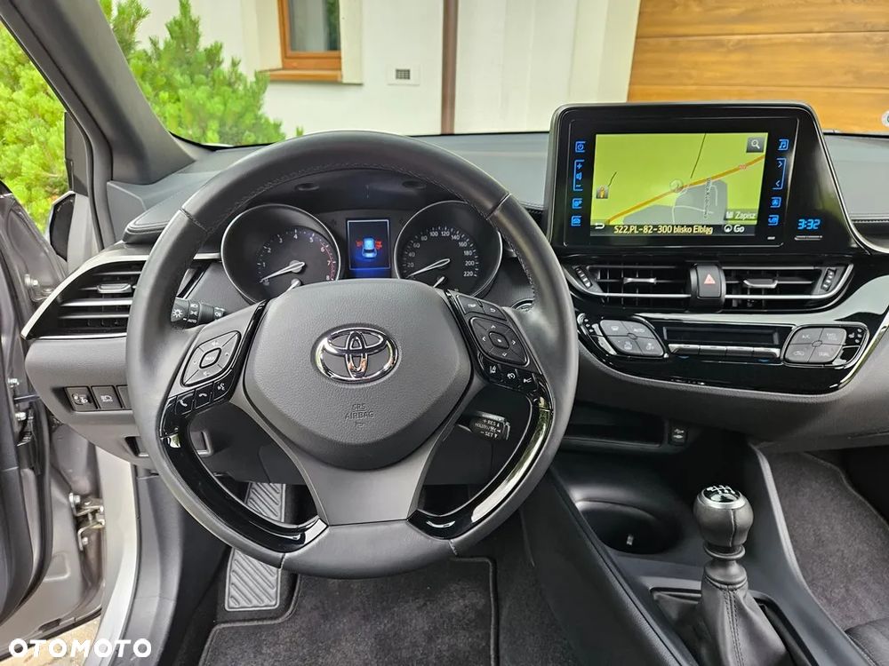 Toyota C-HR - 16