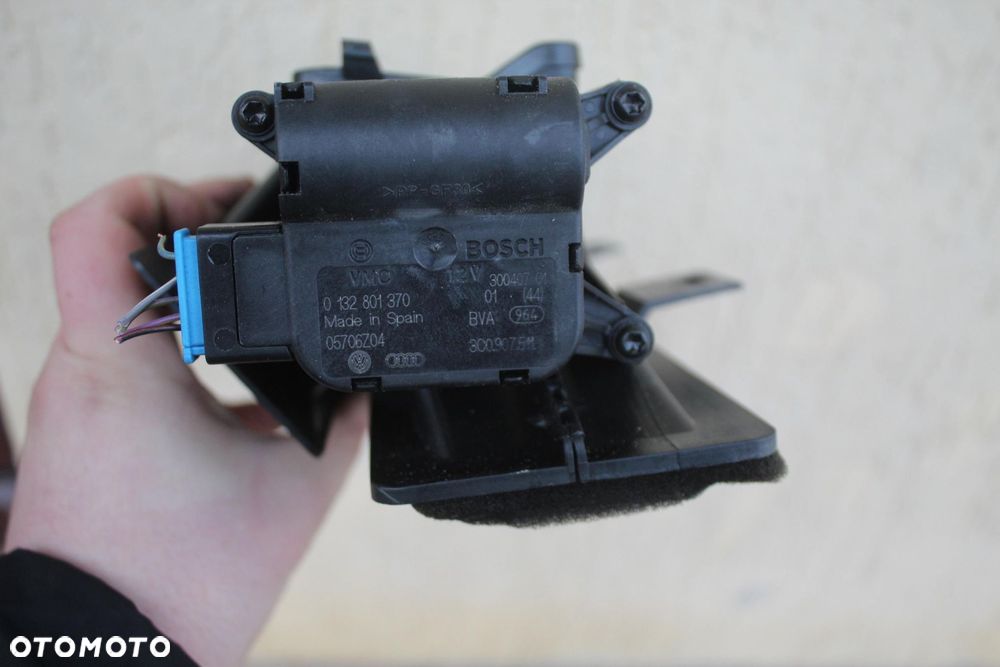 SILNICZEK NAGRZEWNICY VW PASSAT B6 3C0907511 - 5
