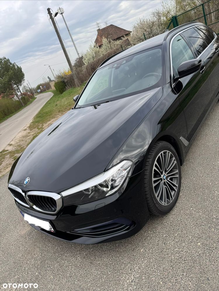 BMW Seria 5 520d Sport - 9