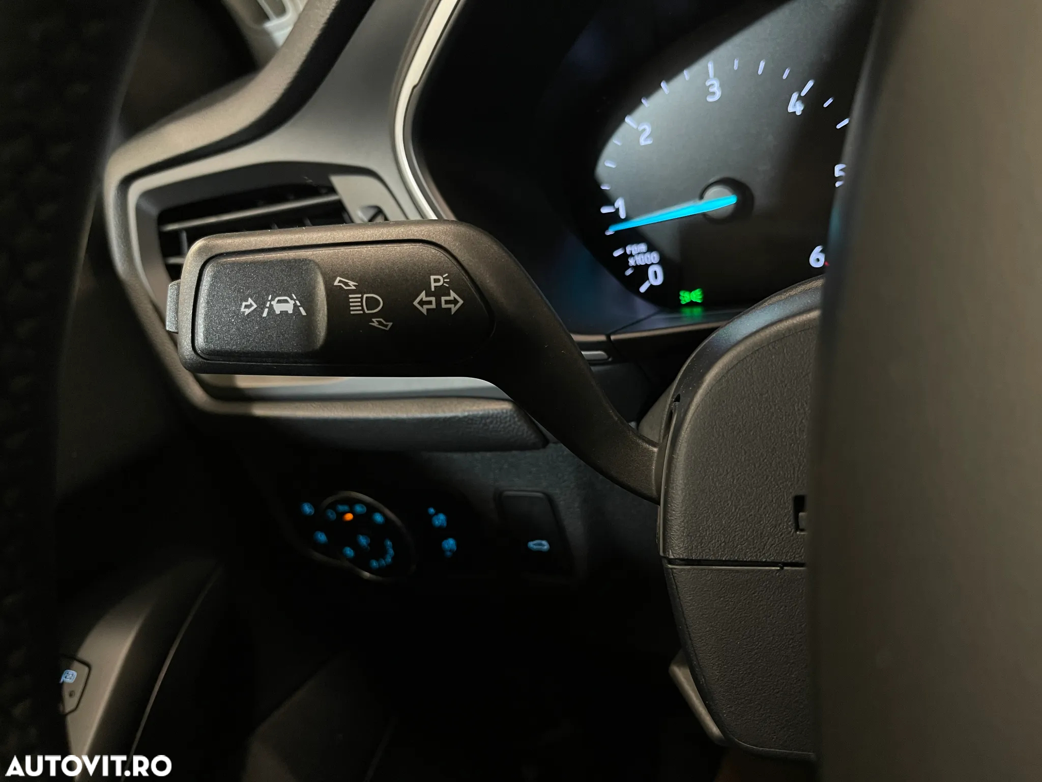 Ford Focus 1.5 EcoBlue Connected - 26