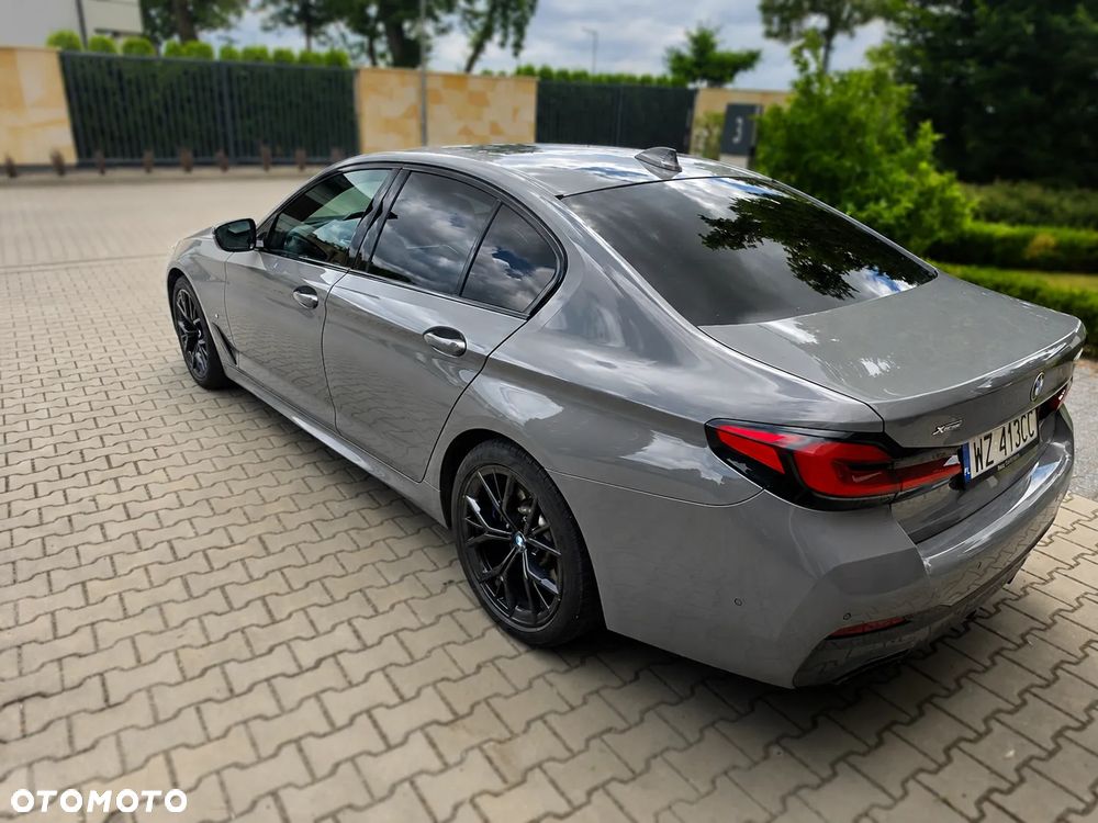 BMW Seria 5 540i xDrive mHEV M Sport sport - 2