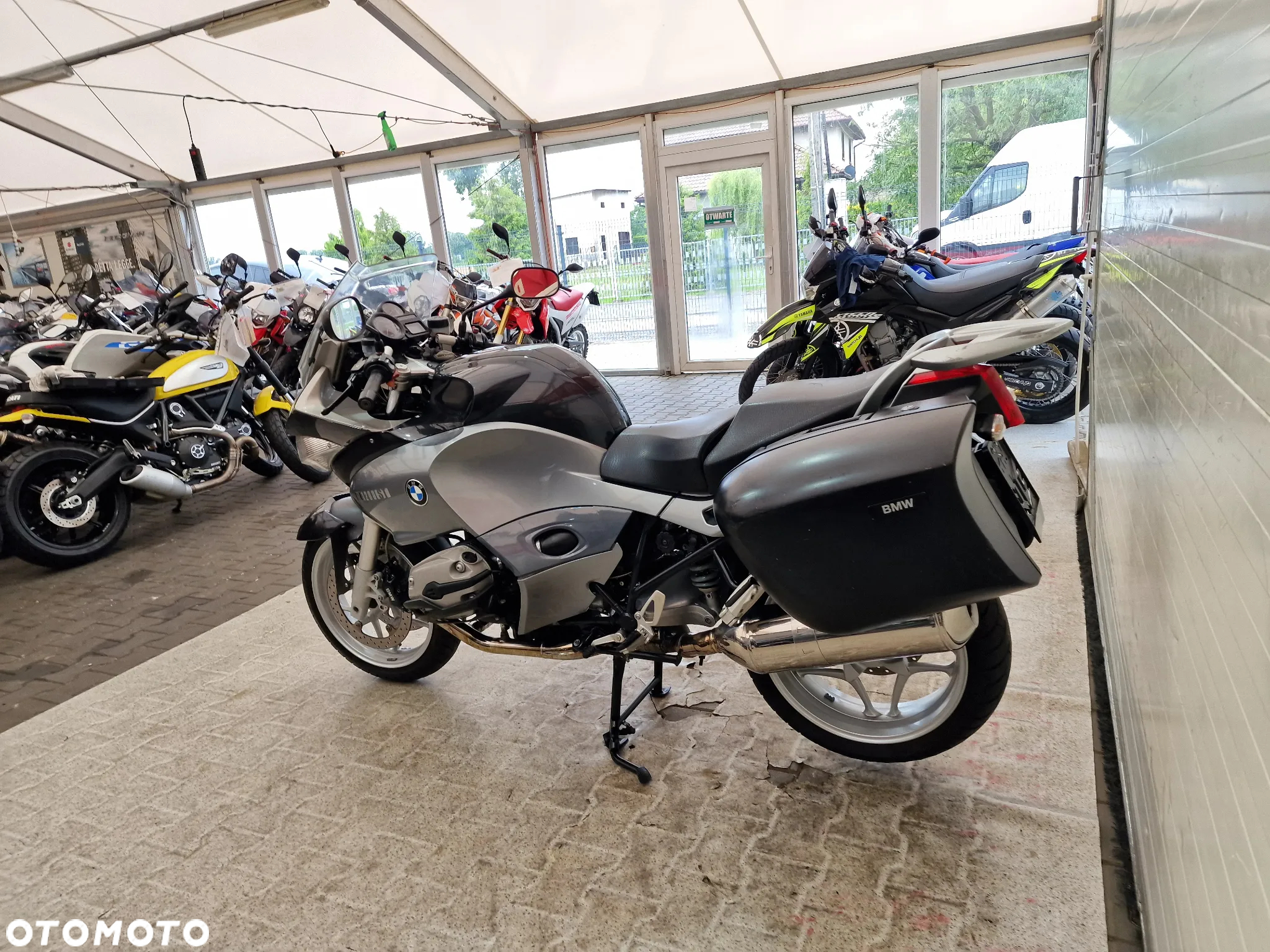 BMW R - 19