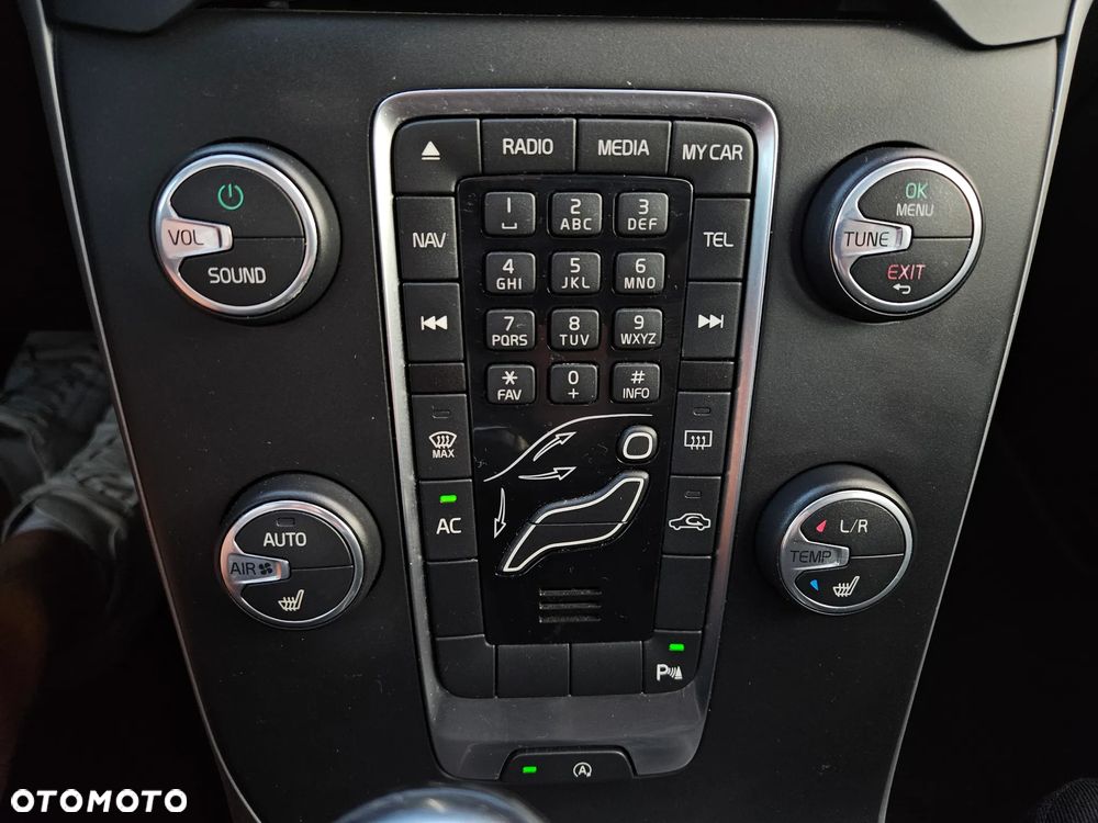 Volvo V40 D2 You - 8