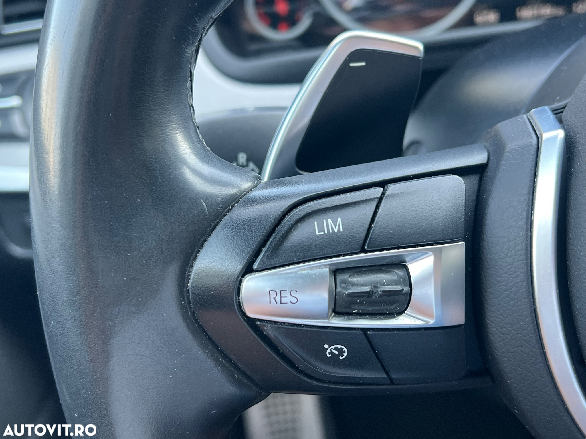 BMW Seria 5 520d AT - 11