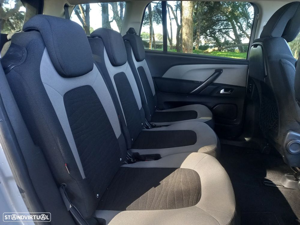 Citroën C4 Picasso - 23