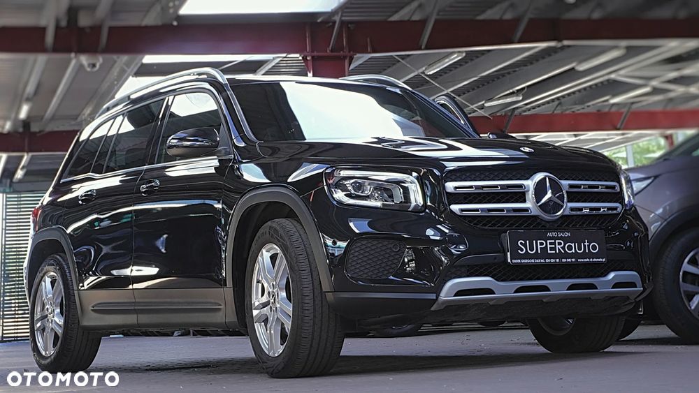 Mercedes-Benz GLB 200 7G-DCT - 2
