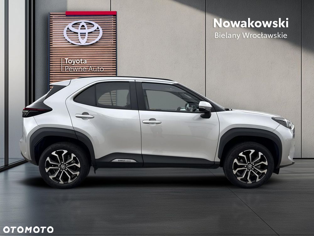 Toyota Yaris Cross Hybrid 1.5 Style - 26