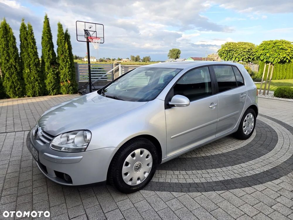 Volkswagen Golf - 11