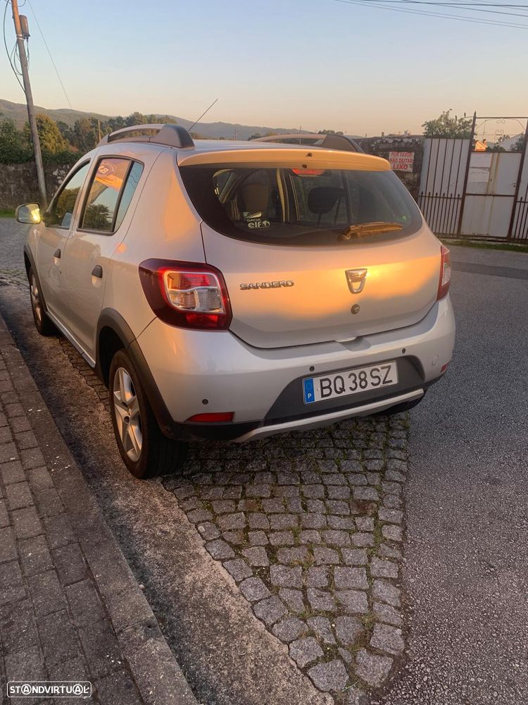 Dacia Sandero Stepway dCi 90 Ambiance - 3