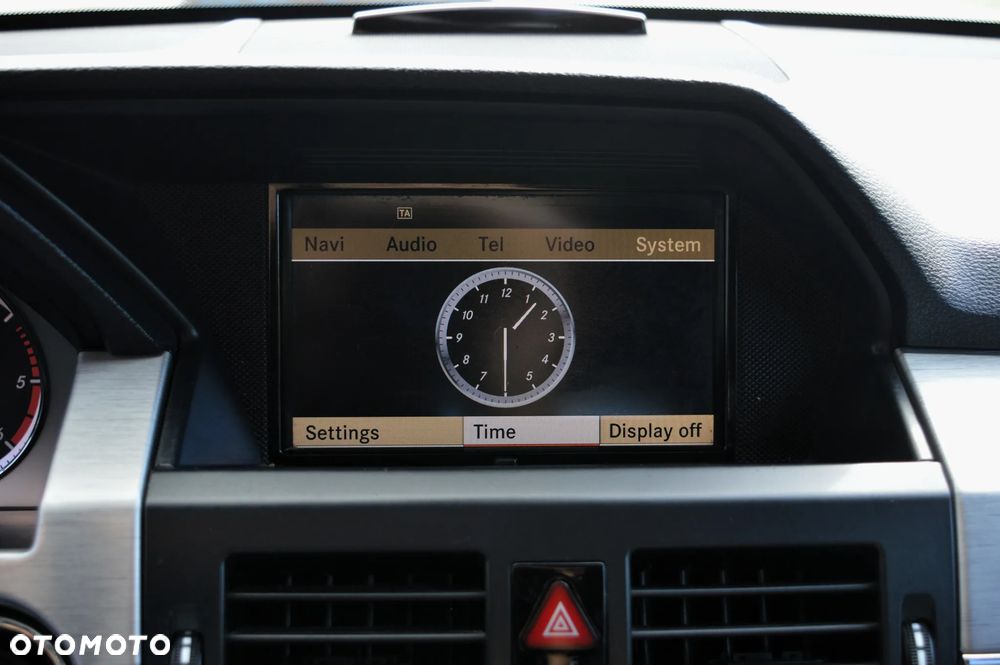 Mercedes-Benz GLK 320 CDI DPF 4Matic 7G-TRONIC Edition 1 - 17