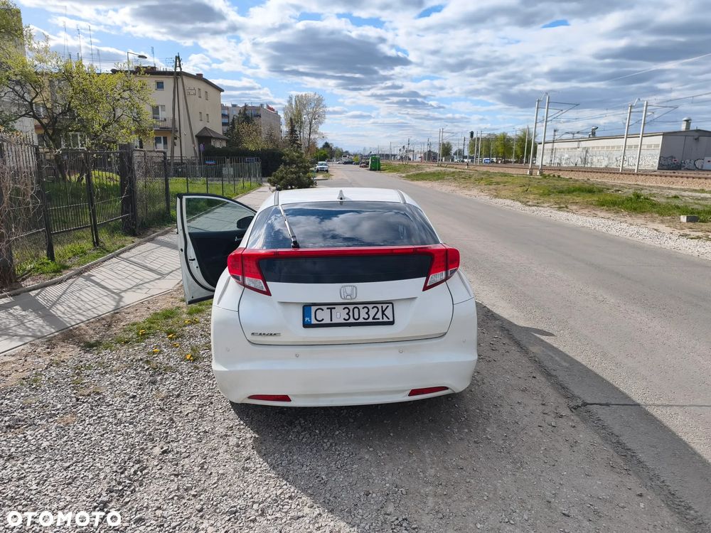 Honda Civic 1.8 S - 12