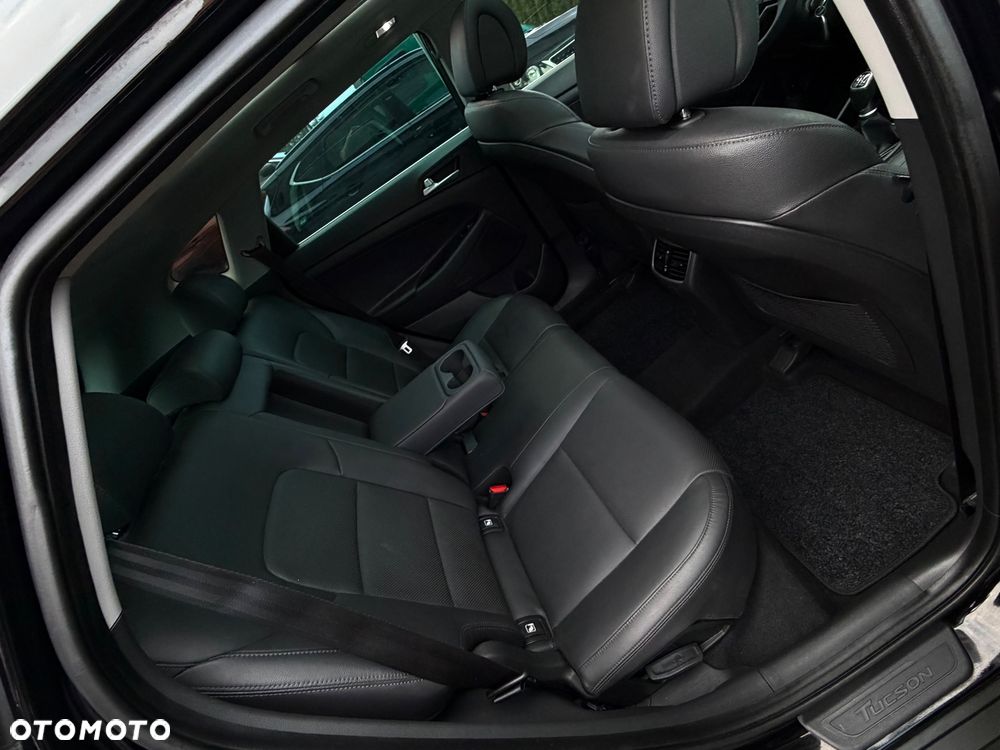 Hyundai Tucson 2.0 CRDi 4WD Intro Edition - 26
