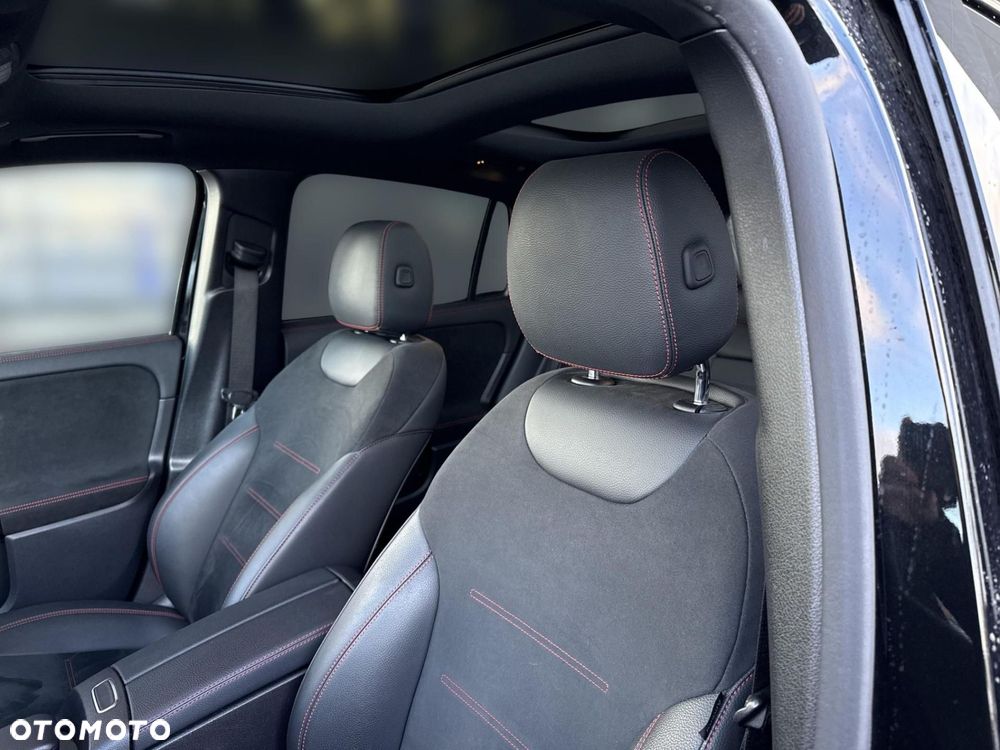 Mercedes-Benz EQA - 12