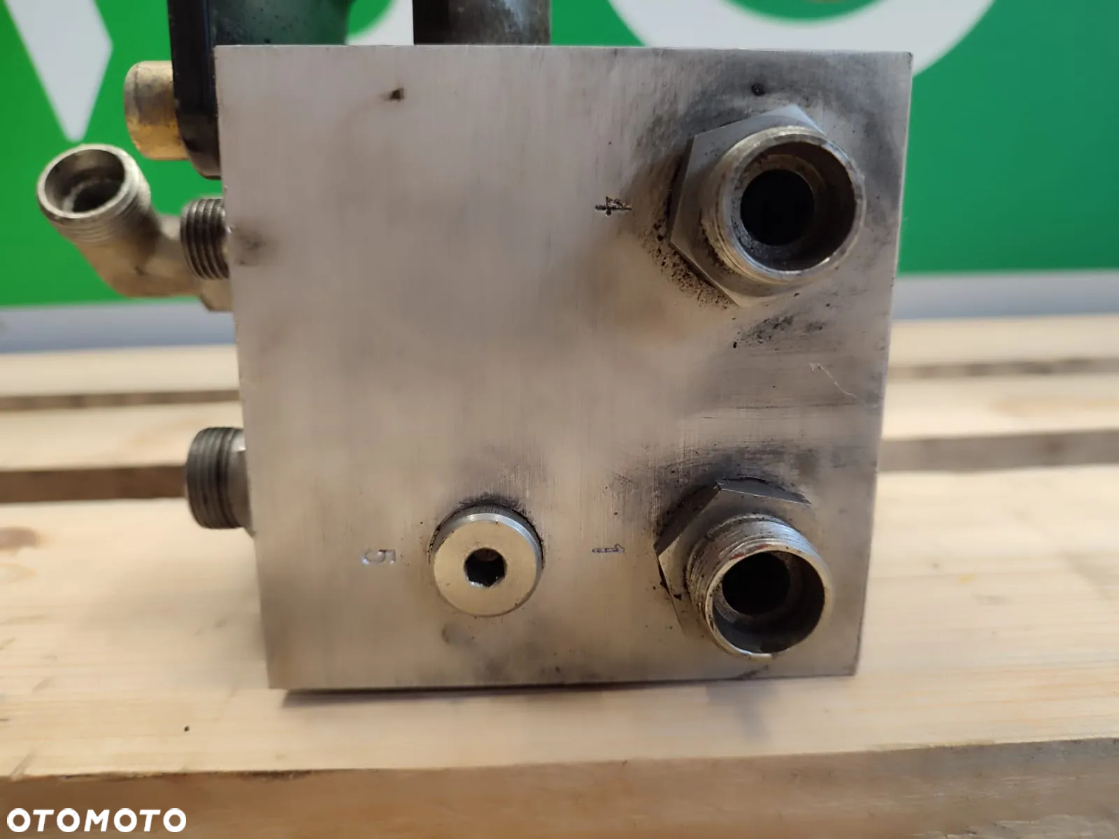 Zawór hydrauliczny Blok 16254200 CAT TH 62 - 8