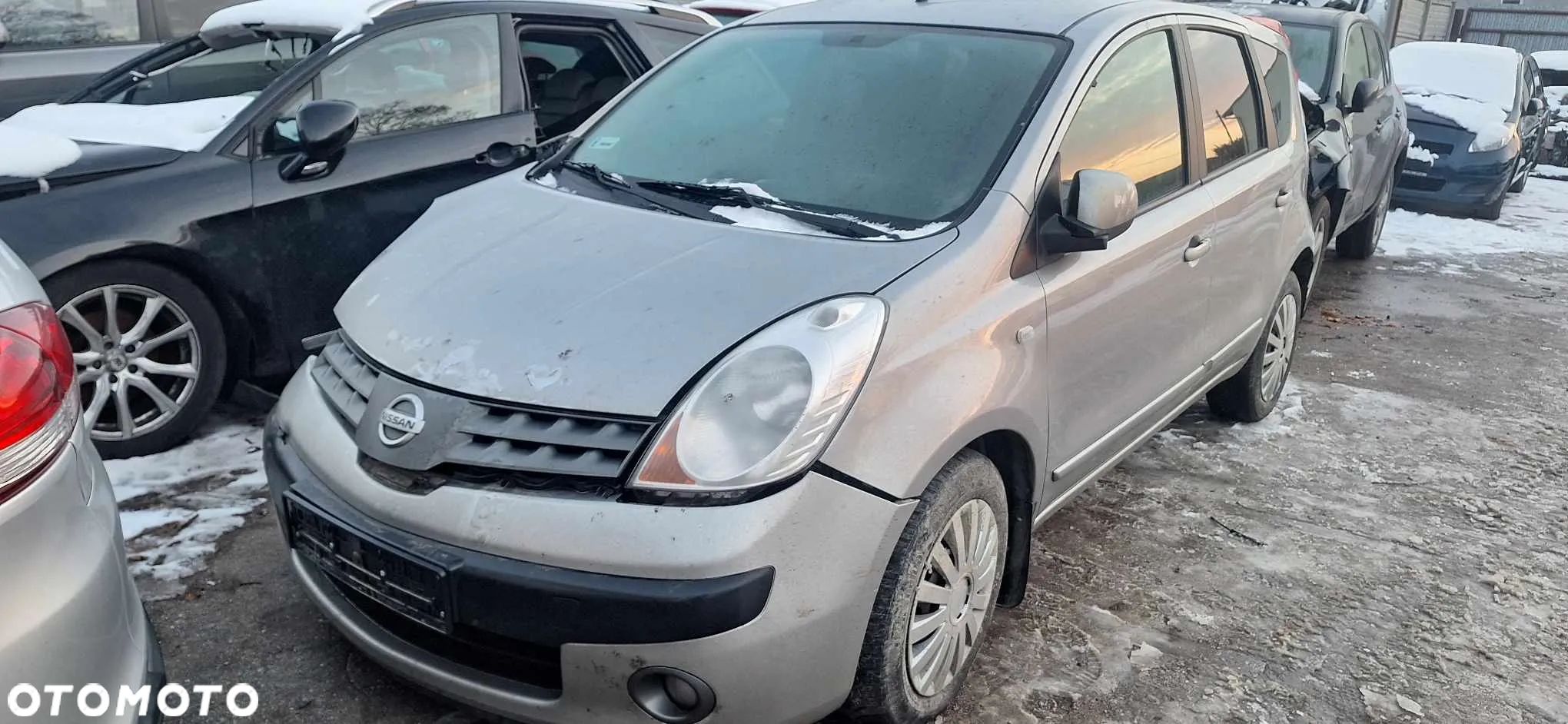 Nissan Note KYOG maska pokrywa silnika - 1