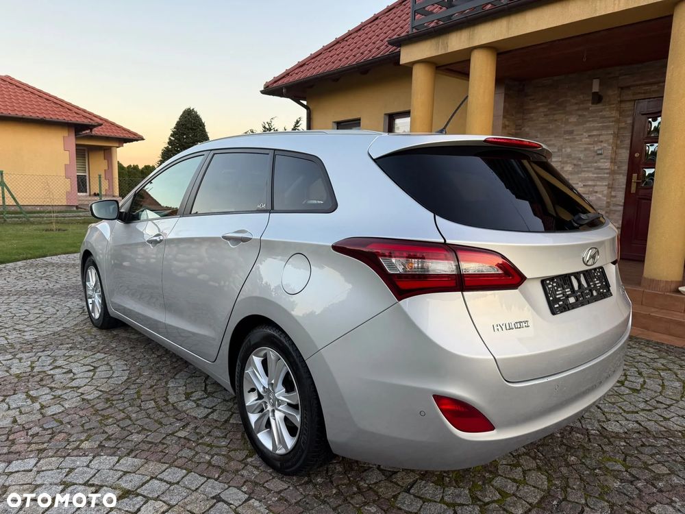 Hyundai i30 1.6 CRDi Premium - 7