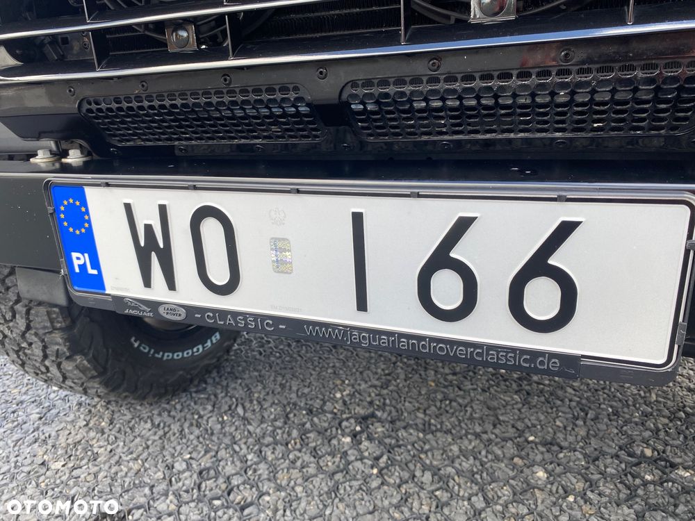 Land Rover Defender - 29