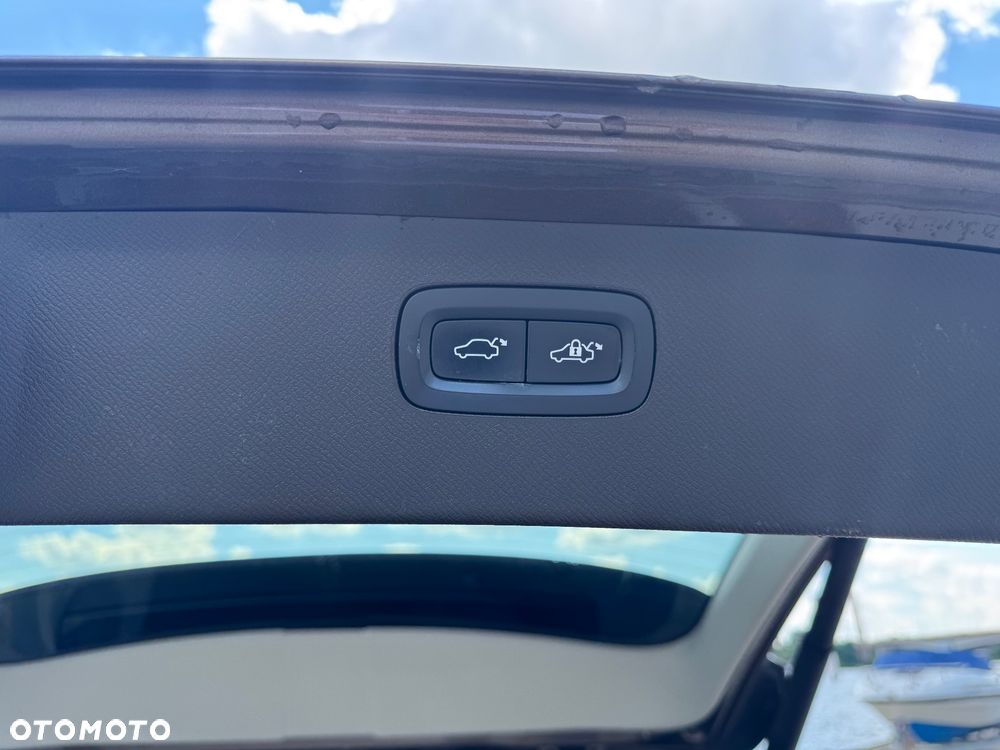 Volvo XC 90 D5 AWD Inscription 7os - 13