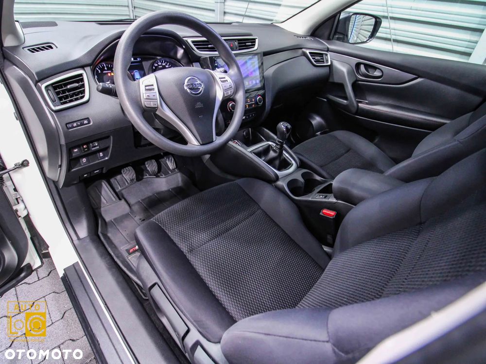 Nissan Qashqai 1.2 DIG-T N-Vision EU6 - 17