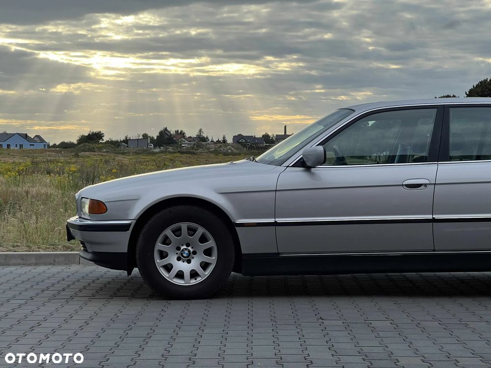 BMW Seria 7 730d - 5