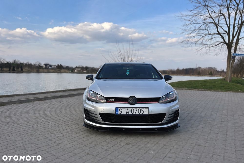 Volkswagen Golf GTI (BlueMotion Technology) DSG - 5