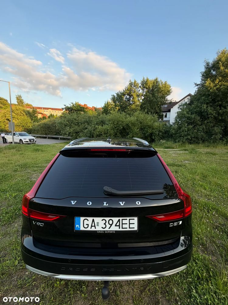 Volvo V90 D5 AWD Momentum - 6