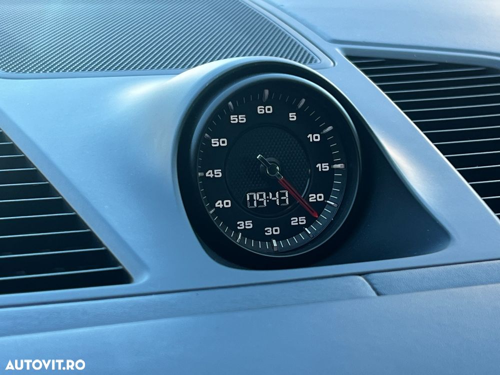 Porsche Cayenne Tiptronic S - 27
